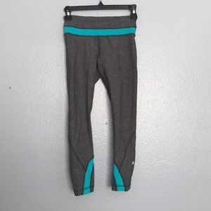 Lululemon speed tight crop size 2 grey and torq.